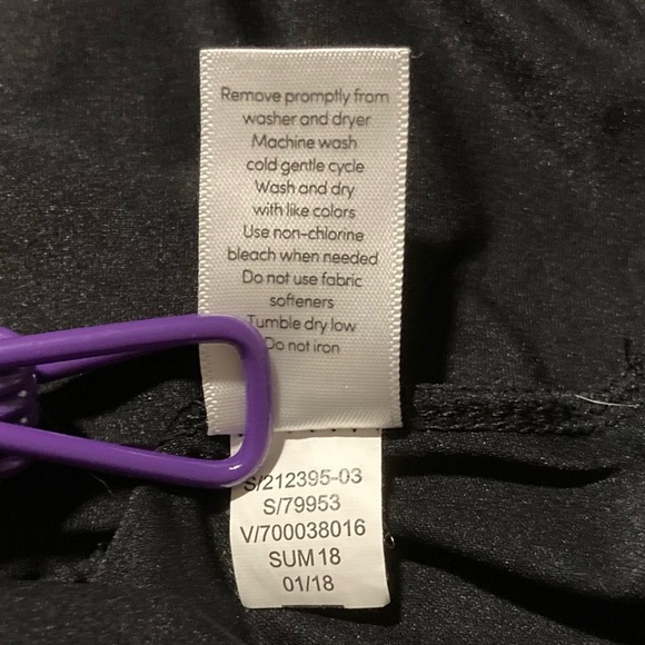 Athleta Asymmetrical Tee | Size S | Nylon & Spandex | Short Sleeve | Relaxed Fit - Picture 2 of 5